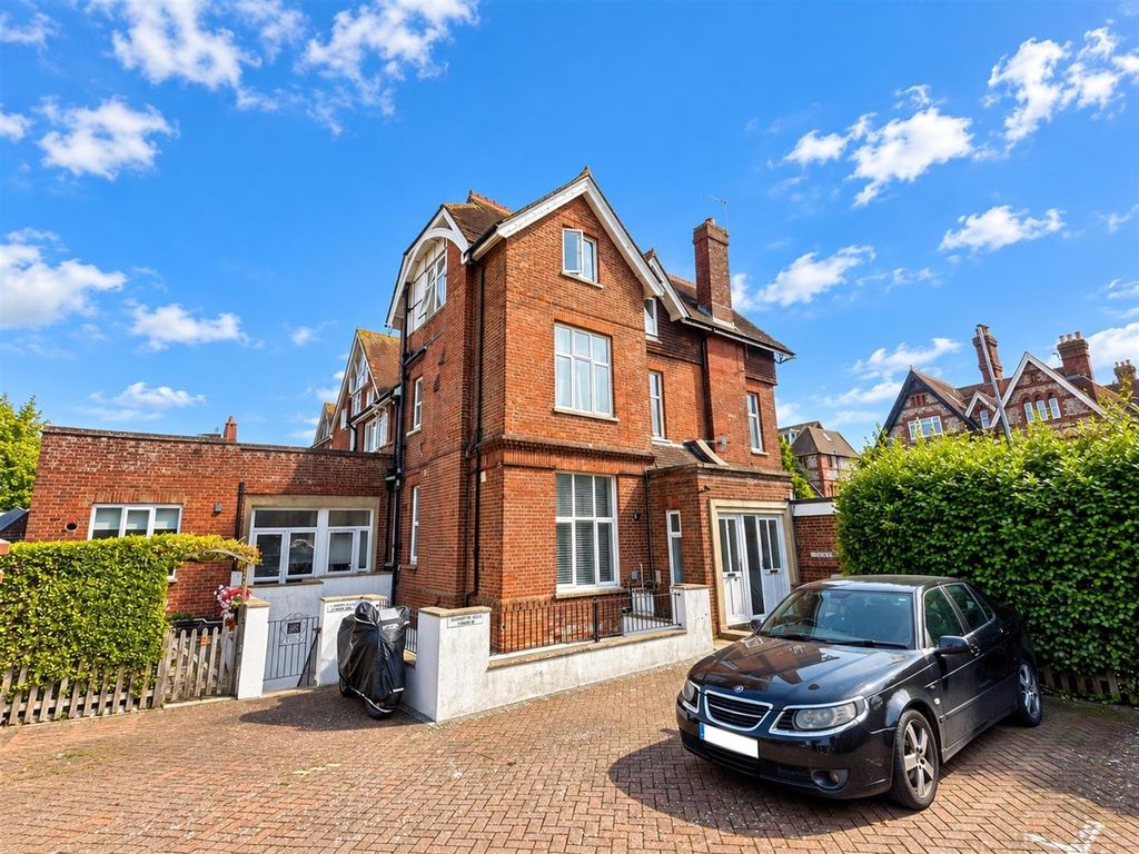 Property photo 1 of 12 1.Jpg