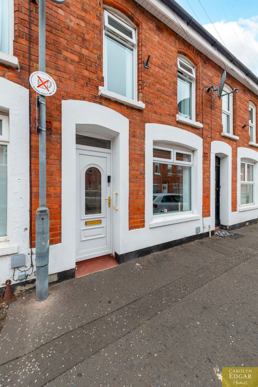 Property photo 2 of 31 003