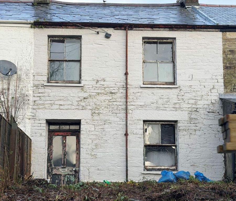 Property photo 1 of 6