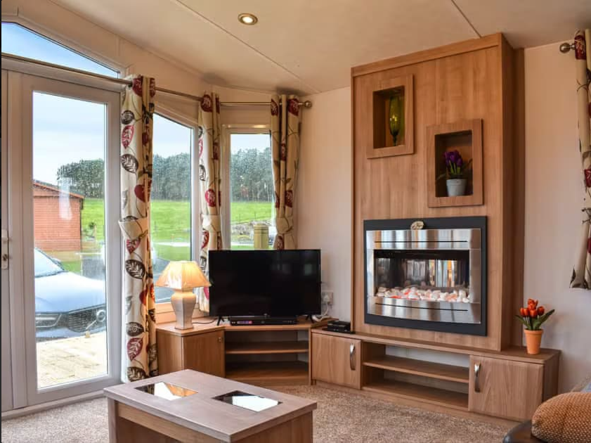 Property photo 1 of 6 6