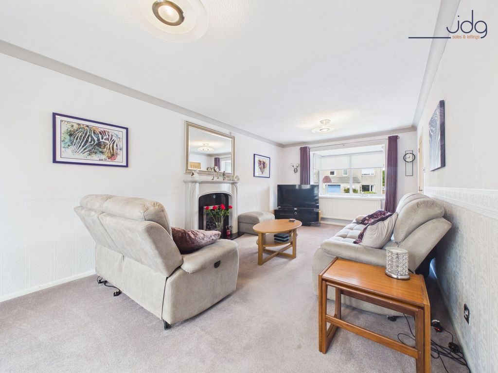 Property photo 3 of 15 Cosy Lounge