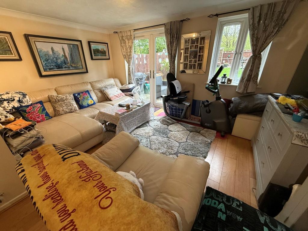 Property photo 2 of 10 4.Jpg