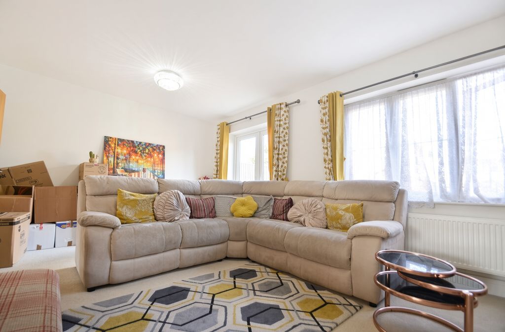 Property photo 3 of 12 Crb4E
