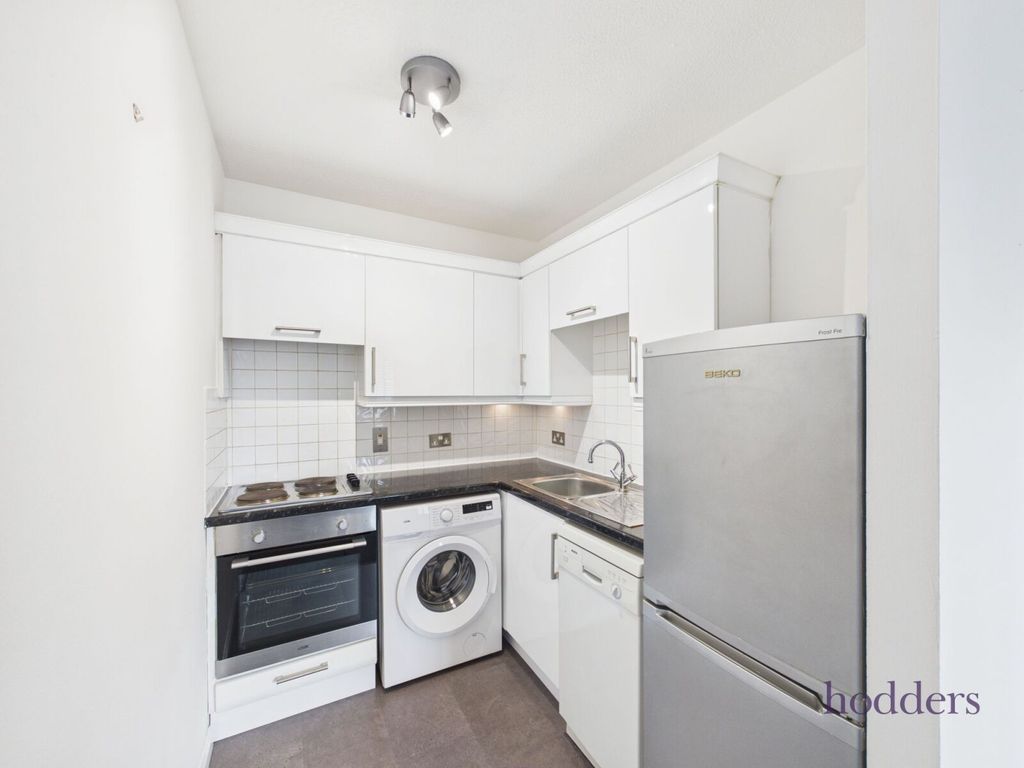 Property photo 3 of 7 Picture No. 05