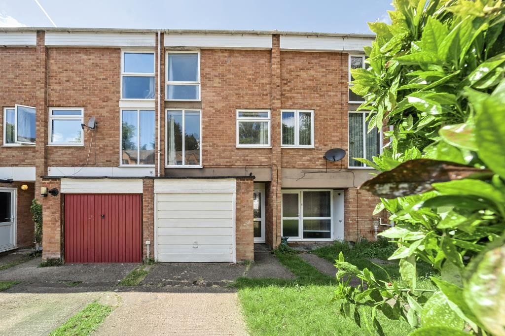 Property photo 1 of 8 External View