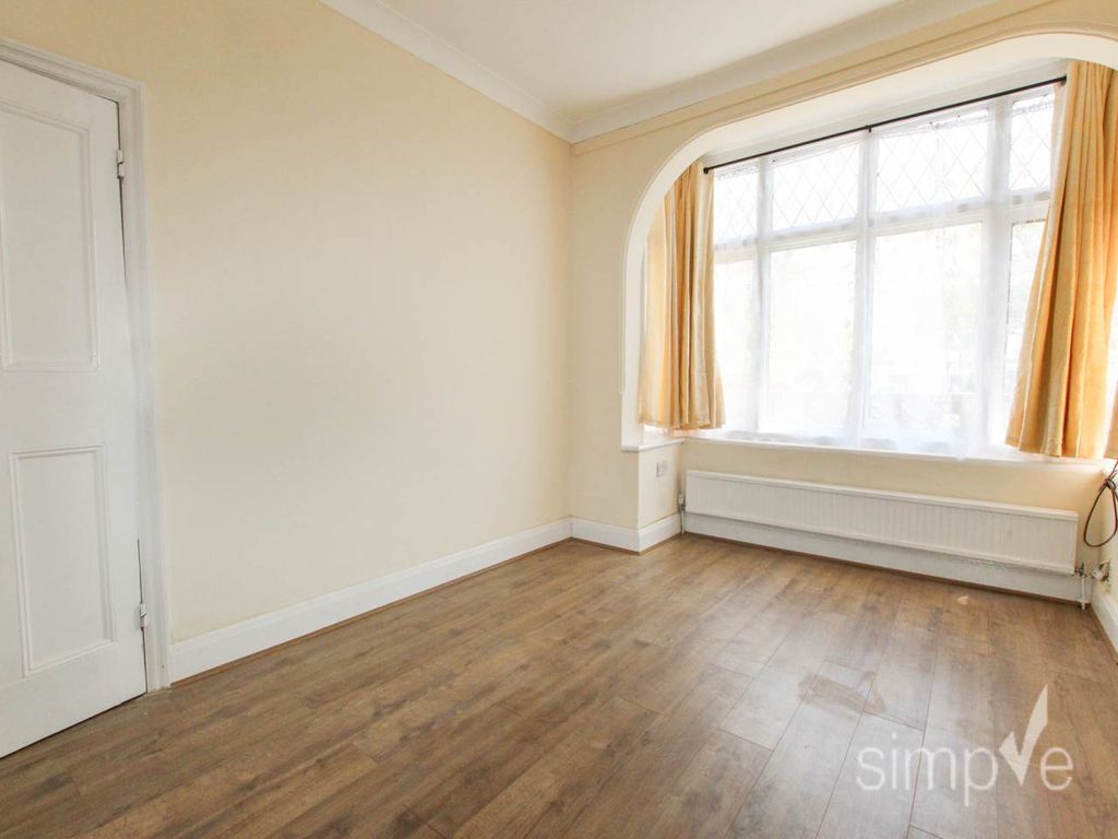 Property photo 3 of 13 Img_3189