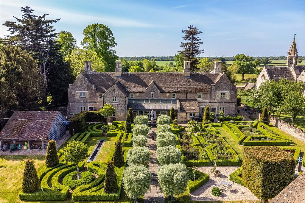 Property photo 3 of 30 Rear Garden View