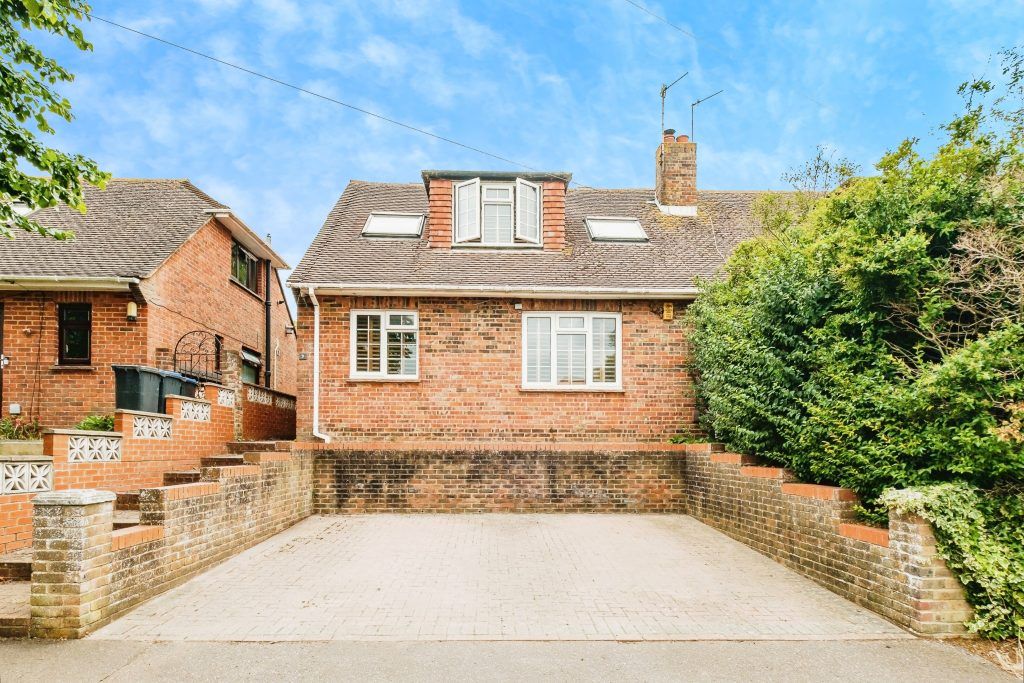 Property photo 1 of 20