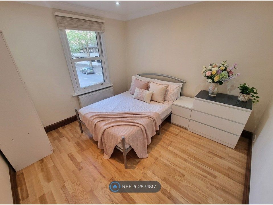 Property photo 1 of 14 ?? Beautiful Cosy Room