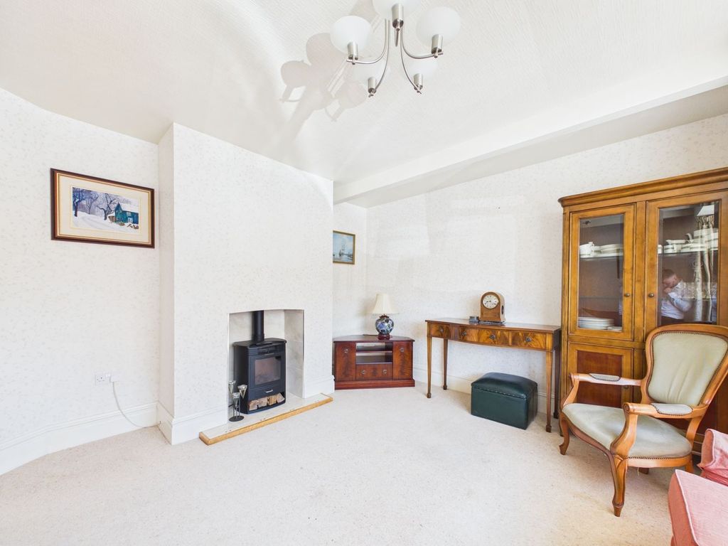 Property photo 2 of 24