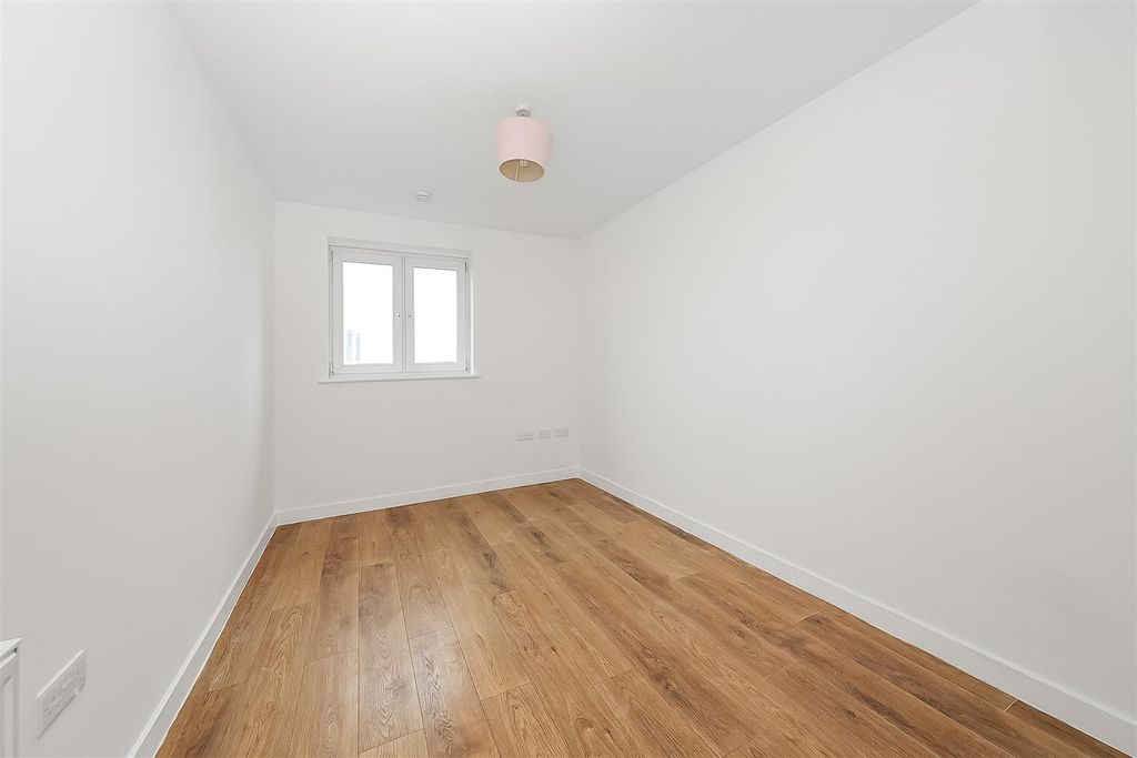 Property photo 2 of 19 Img_0935-1.Jpg