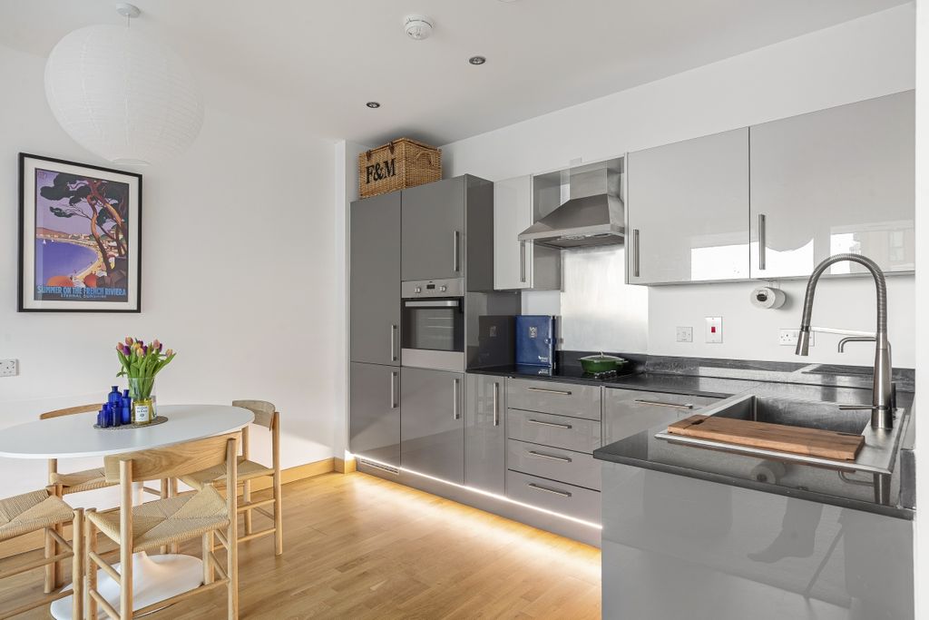 Property photo 2 of 16 094A1178