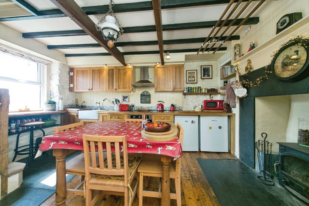Property photo 2 of 27 Pbox-Img.Jpg