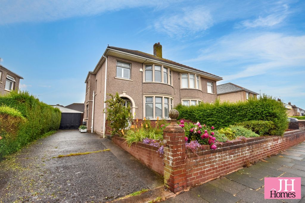 Property photo 1 of 24