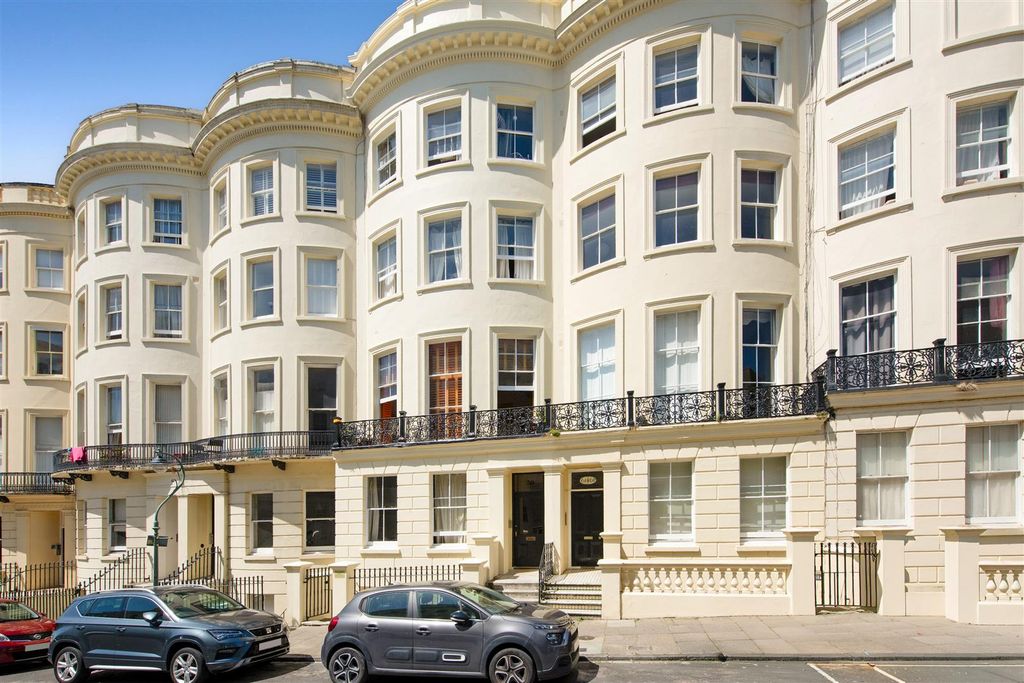 Property photo 1 of 14 Fff, 59 Brunswick Place-1.Jpg