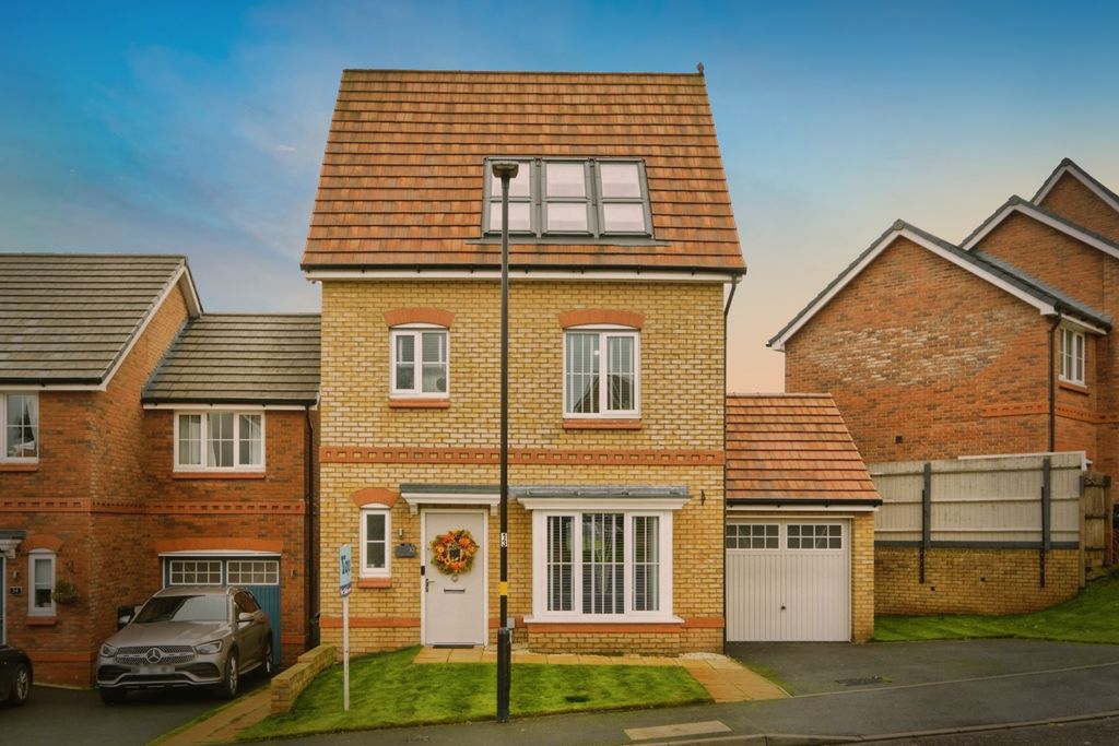 Property photo 2 of 17 1
