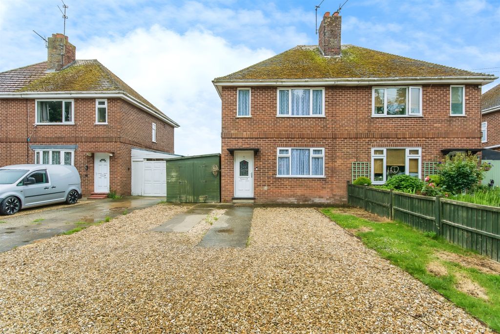 Property photo 1 of 12
