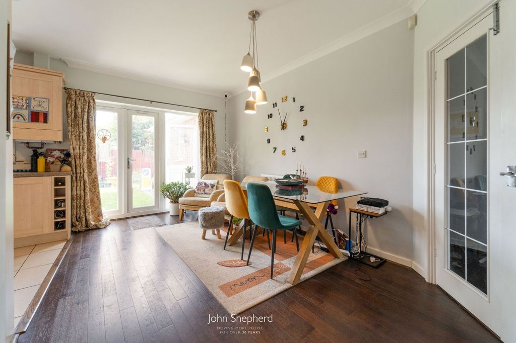 Property photo 2 of 16 Picture No. 04