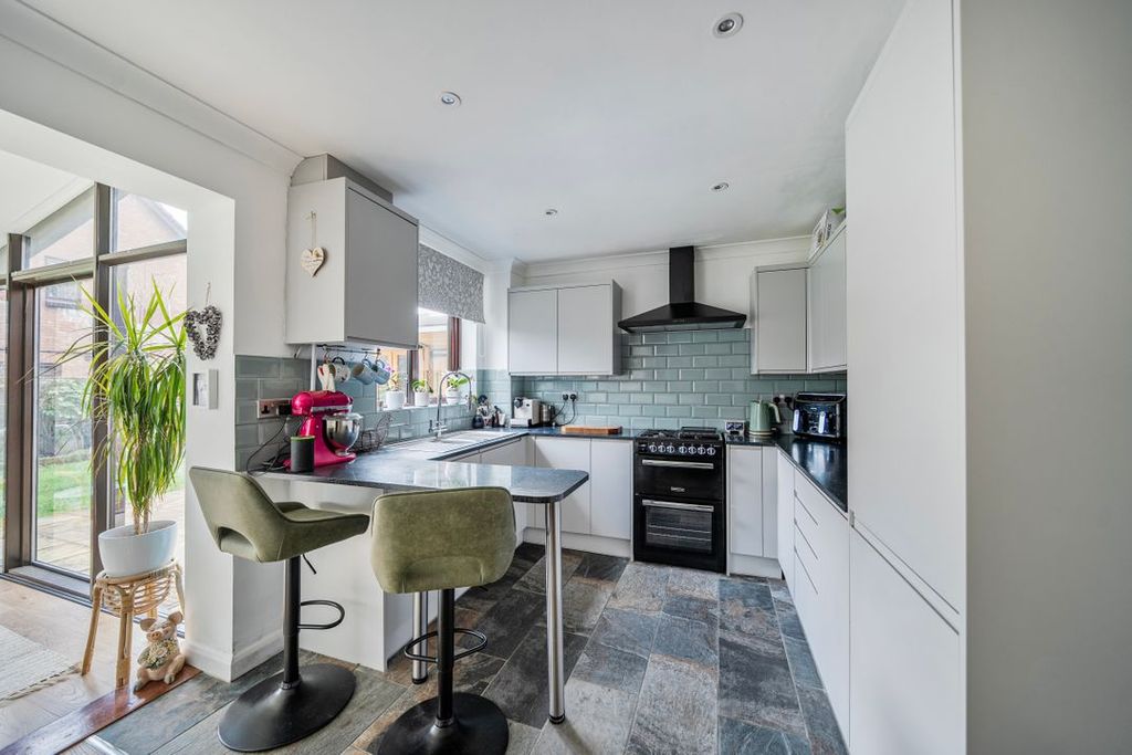 Property photo 3 of 20 140207212697A2053E40Bc