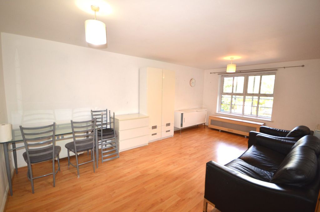 Property photo 2 of 16 Dsc_0605