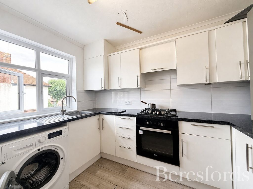 Property photo 2 of 10 Picture No. 08