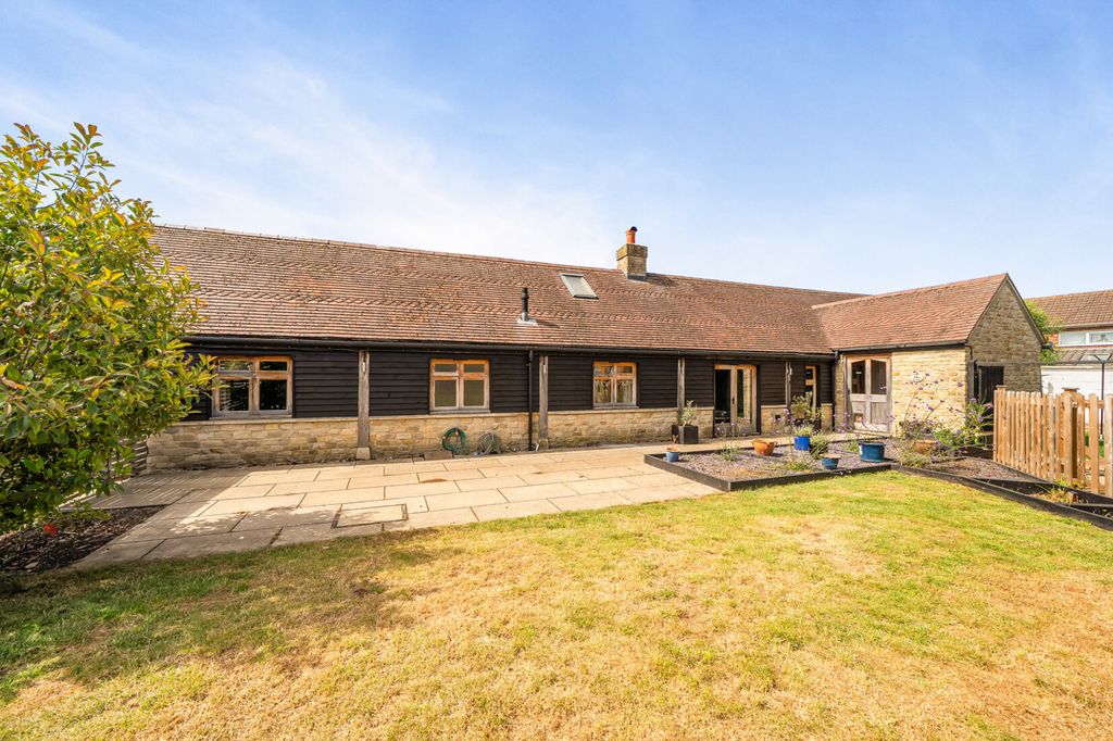 Property photo 1 of 20 External