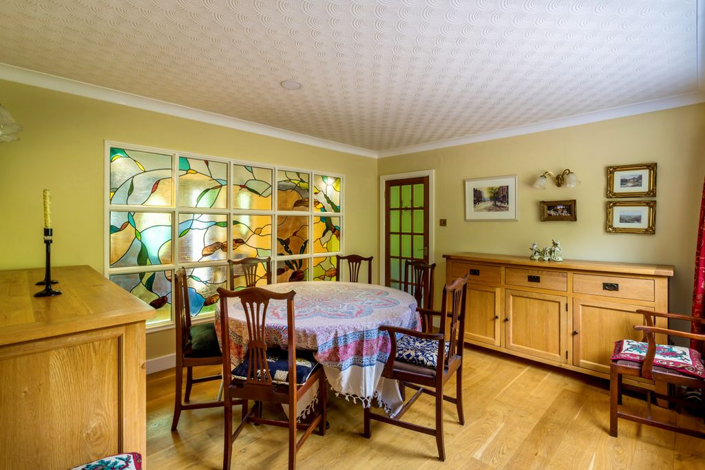 Additional image 17 of 3 bed detached house for saleAlders Road, Reigate RH2