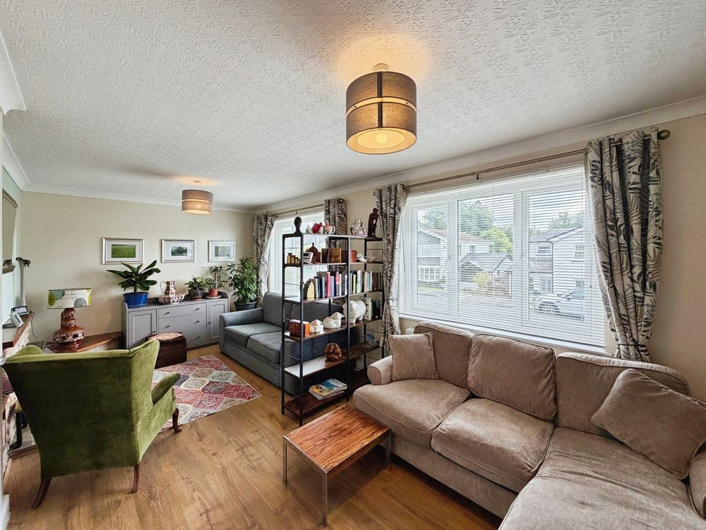 Property photo 2 of 22