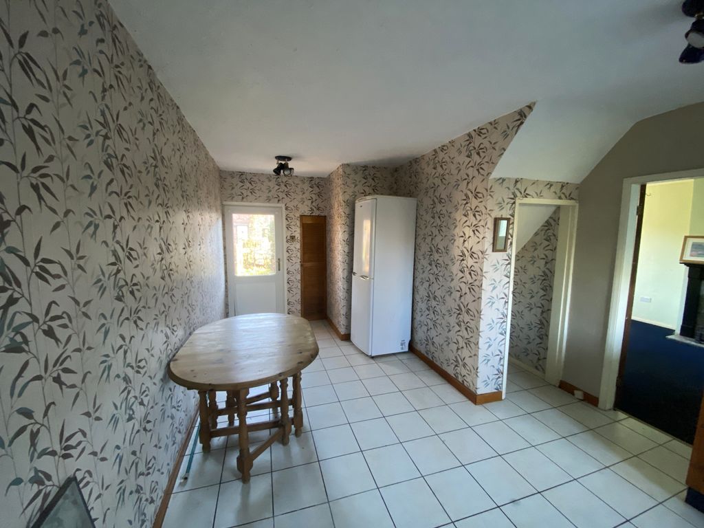 Property photo 3 of 8 Img_4573