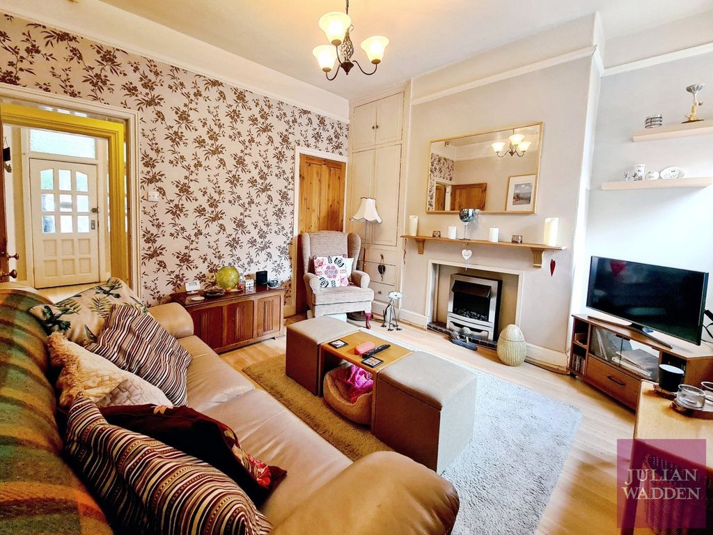 Property photo 3 of 14 Picture No. 12