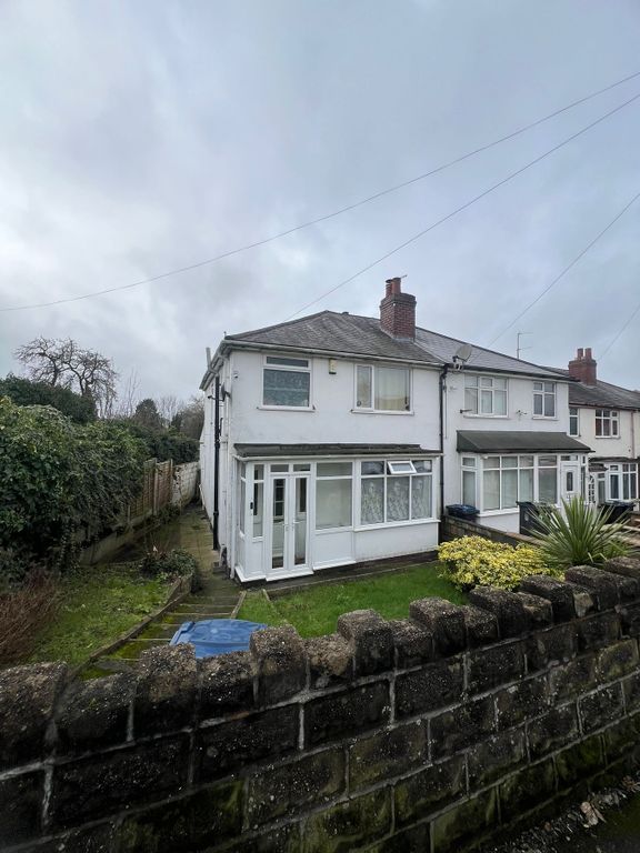 Property photo 2 of 25