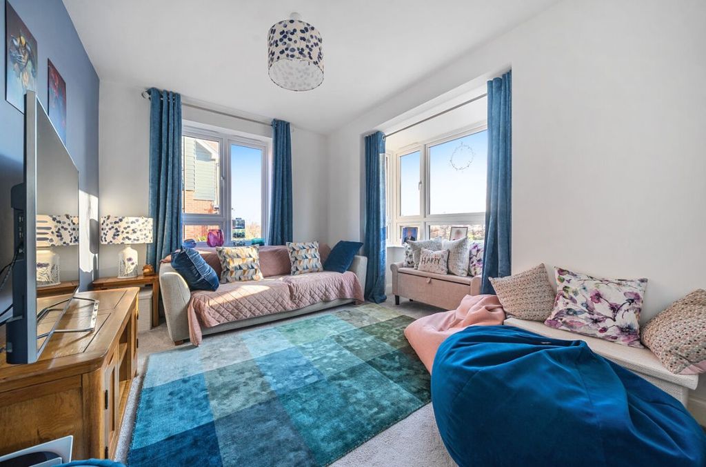 Property photo 3 of 23