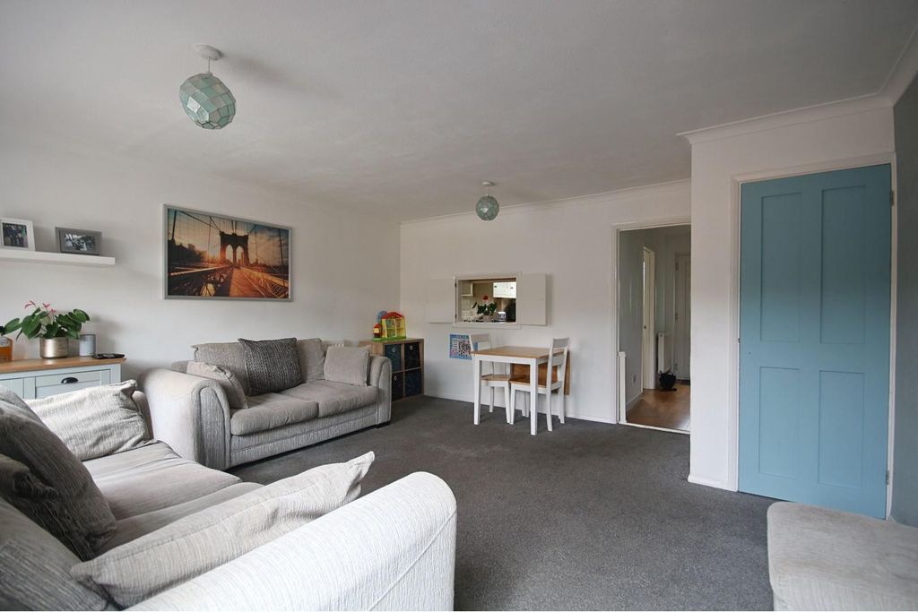 Property photo 2 of 12 liv1 (3).Jpg