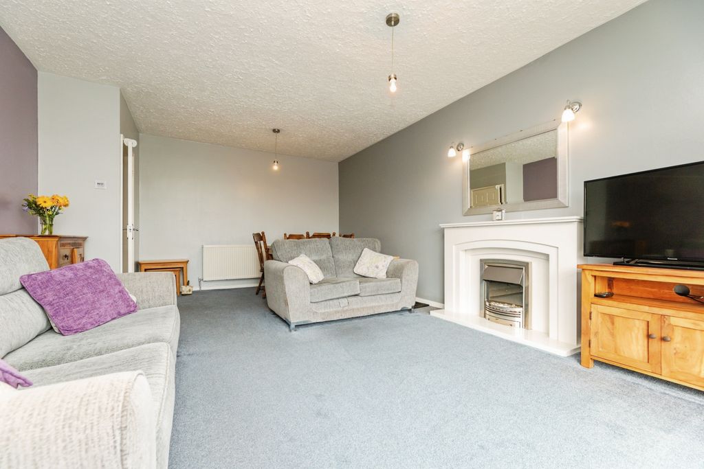 Property photo 2 of 20 2A8A5732