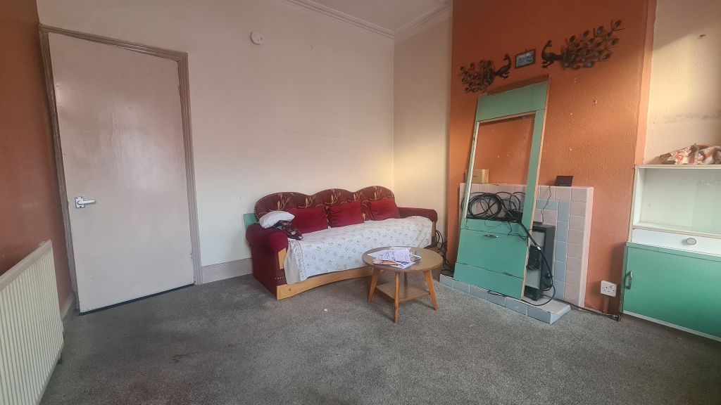 Property photo 2 of 11