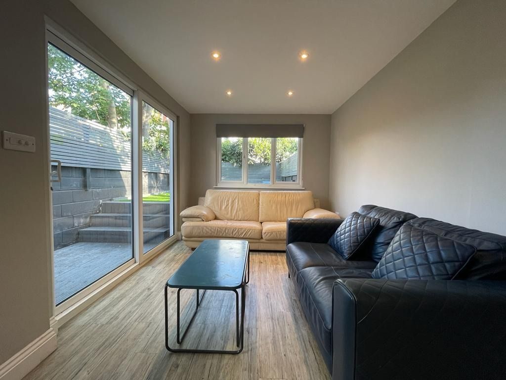 Property photo 3 of 28 4632742