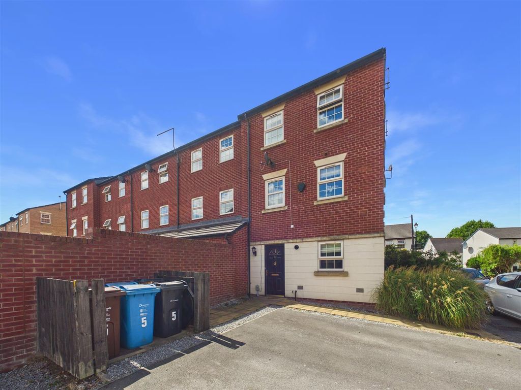 Property photo 1 of 9 Cam05451G0-Pr0187-Still009.Jpg