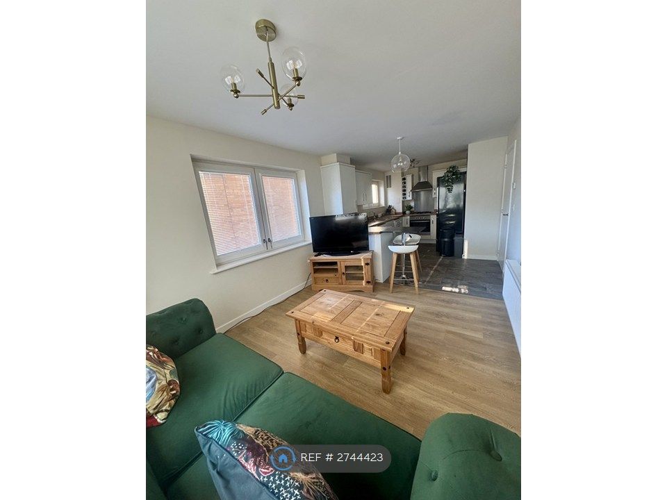 Property photo 1 of 8 Open Plan Area