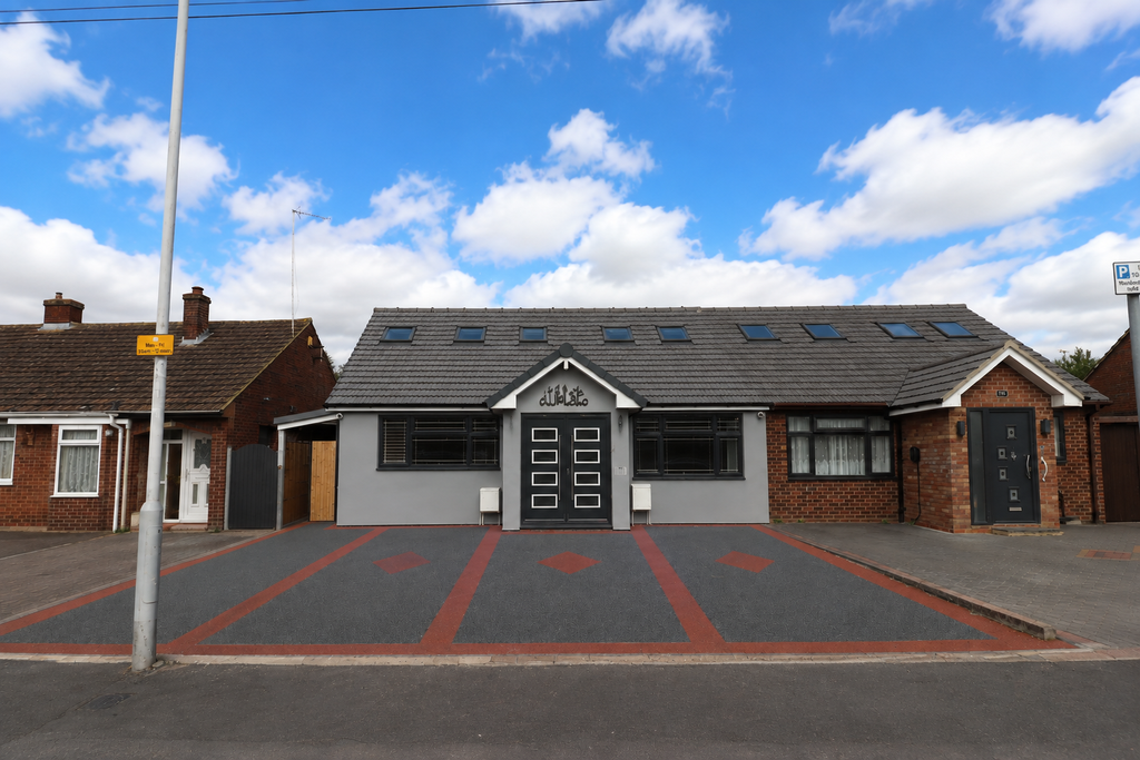 Property photo 1 of 26 Front (Exterior)