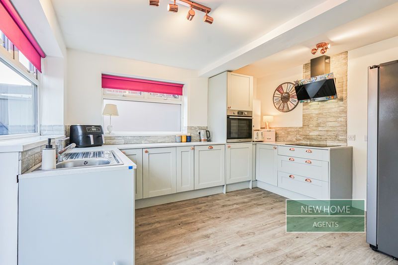 Property photo 2 of 30 Photo 32