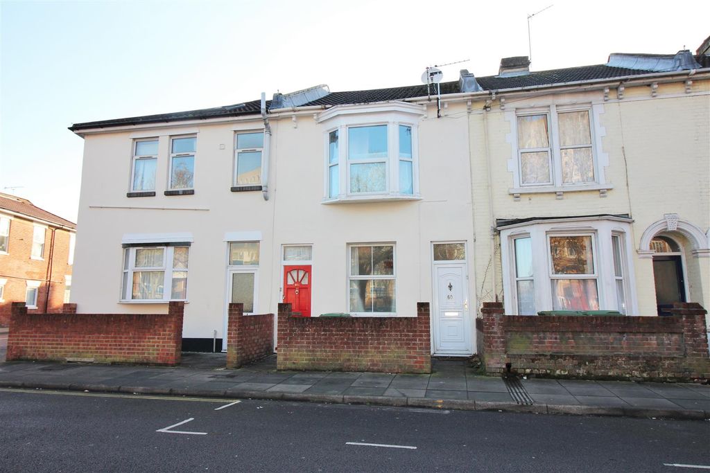 Property photo 1 of 6