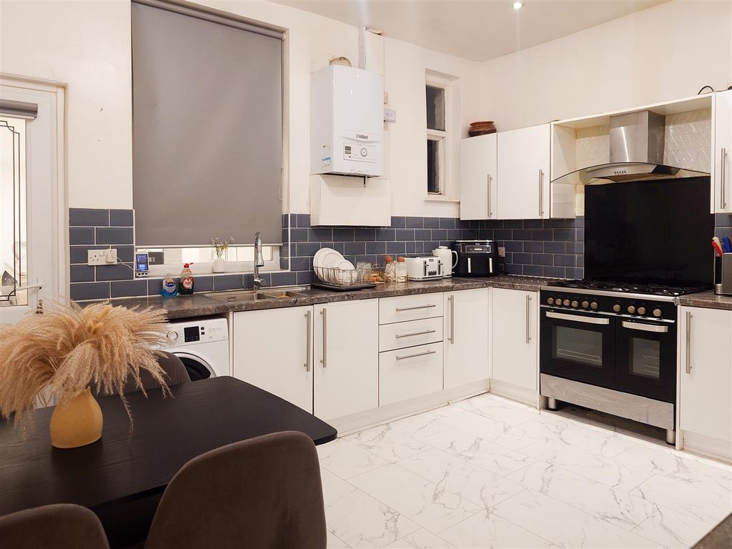 Property photo 3 of 5 20251204_164909.Jpg