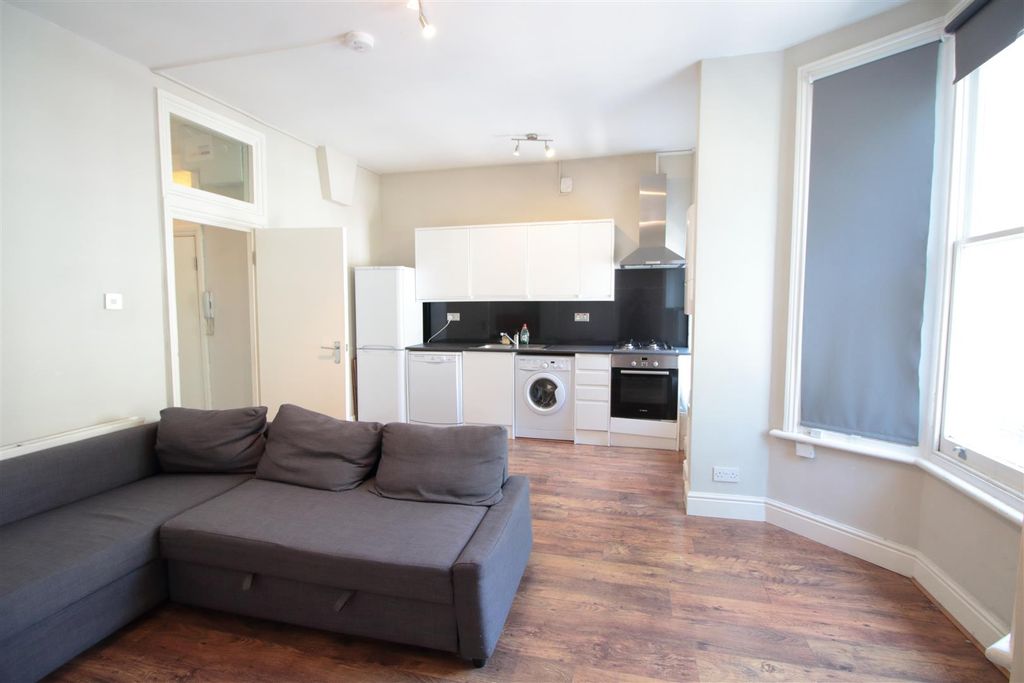 Property photo 3 of 10 Img_2610.Jpg