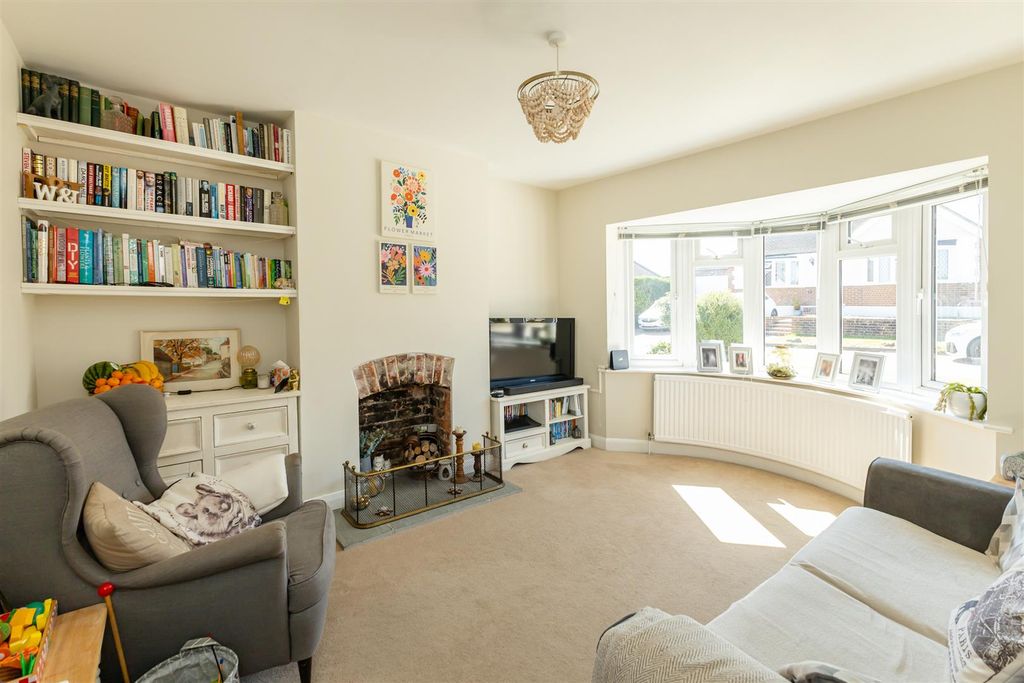 Property photo 2 of 25 Untitled-1229.Jpg