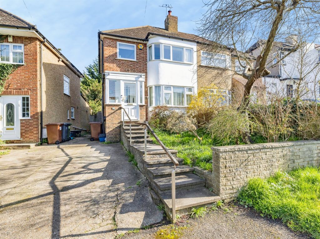 Property photo 1 of 26