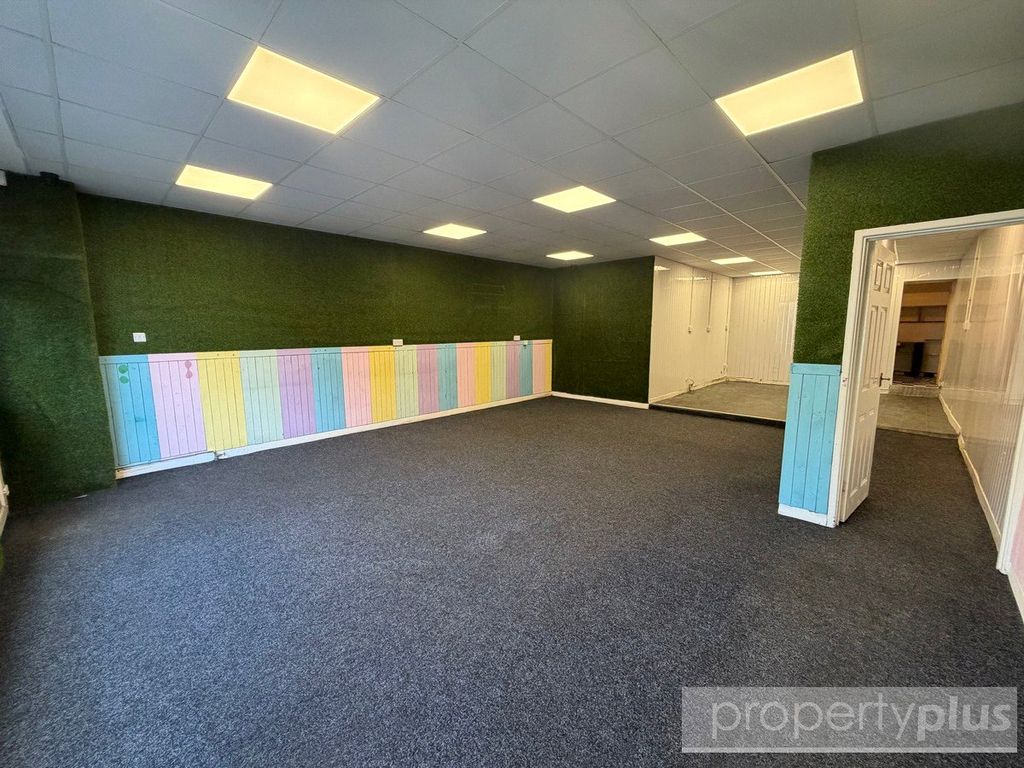 Property photo 2 of 8 Picture No. 04