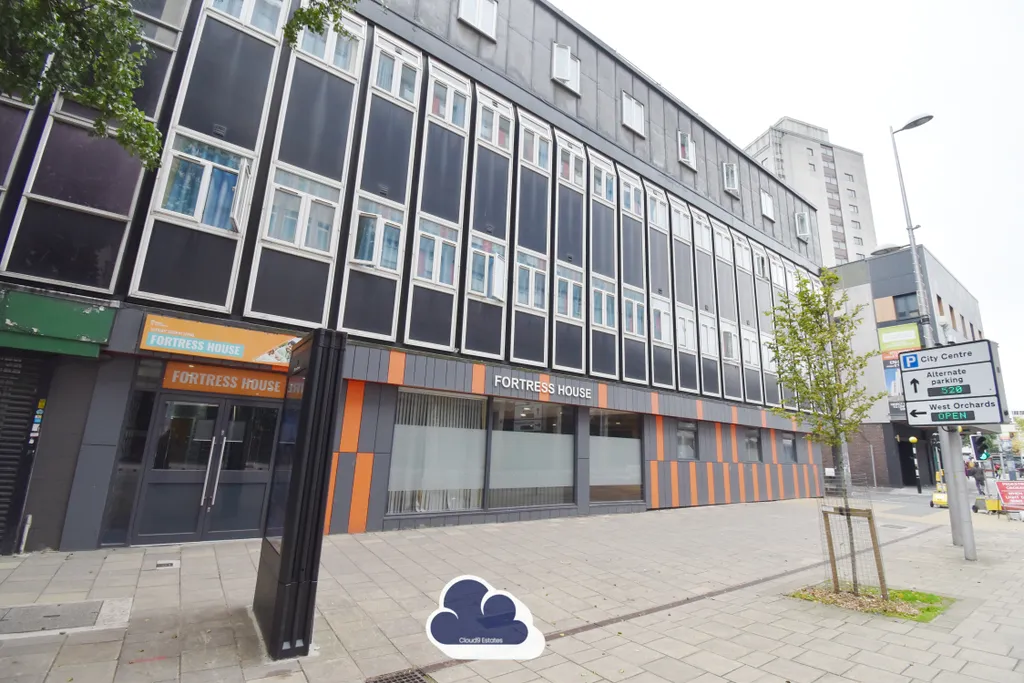 Apartment in Coventry CV1 - View 3