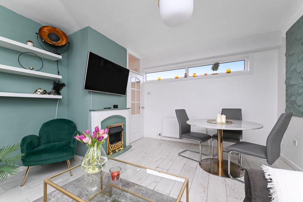 Property photo 3 of 15 Property Image 3