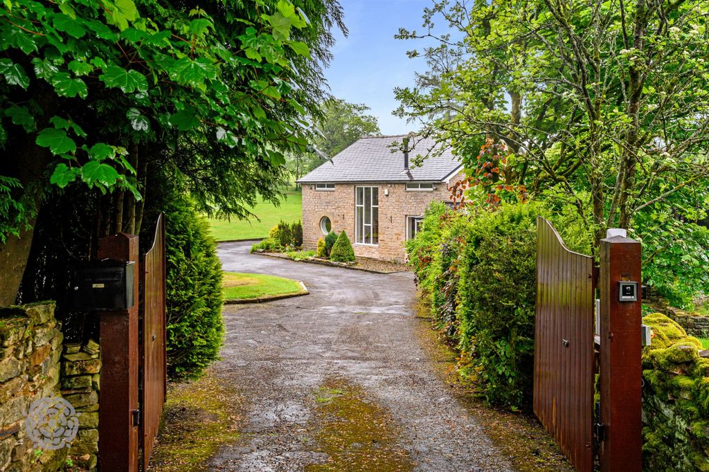 Additional image 7 of 4 bed detached house for saleWhittlestone Head, Darwen BB3