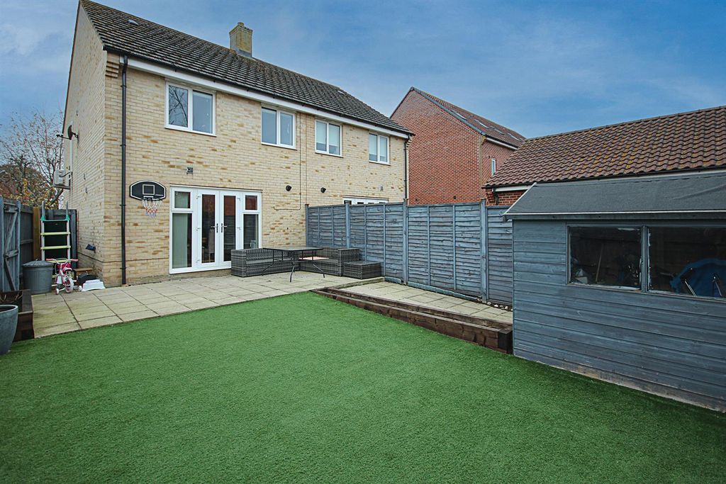 Property photo 2 of 14 Img_9972.Jpg